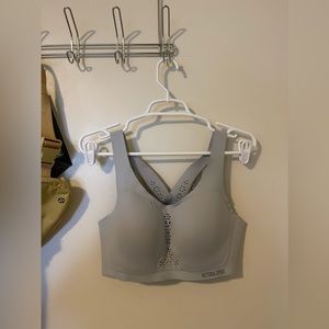 VS sports bra bundle